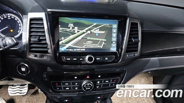 KG Mobility (SsangYong) Rexton Sports Khan Diesel 2.2 4WD Prestige 2021 — фото 14