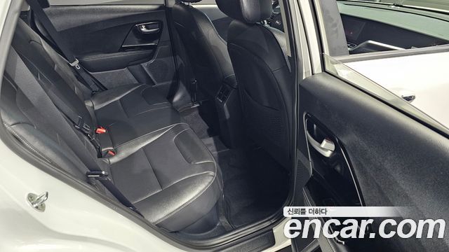 Kia Niro 1.6 HEV Prestige 2020 — фото 11