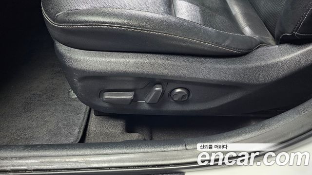 Kia Niro 1.6 HEV Prestige 2020 — фото 29