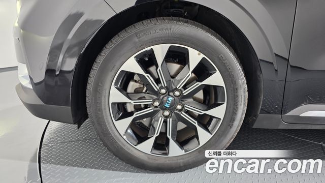 Kia Carnival (IV) Diesel 9-Seater Signature 2021 — фото 5