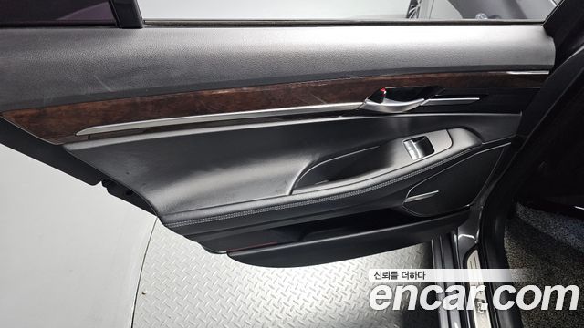 Genesis EQ900 3.8 GDI Luxury 2017 — фото 25
