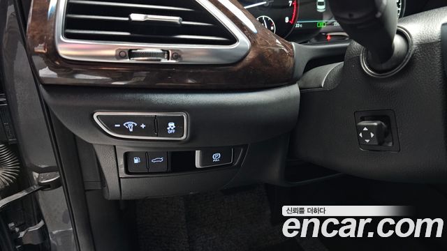 Genesis EQ900 3.8 GDI Luxury 2017 — фото 32
