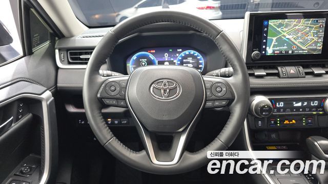 Toyota RAV4 (V) 2,5 4WD Hybrid LTD 2023 — фото 13