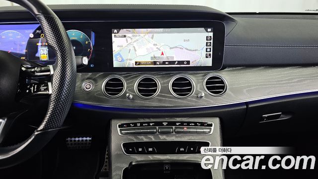Mercedes-Benz E-Class (W213) E350 4MATIC AMG Line 2021 — фото 14