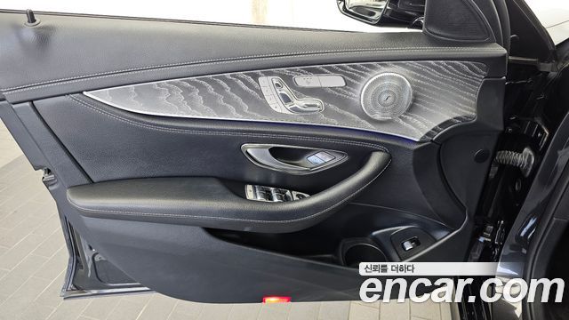 Mercedes-Benz E-Class (W213) E350 4MATIC AMG Line 2021 — фото 24