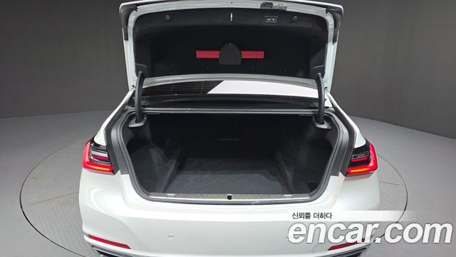 BMW 7 Series (G11) 730Ld xDrive Design Pure Excellence 2020 — фото 20
