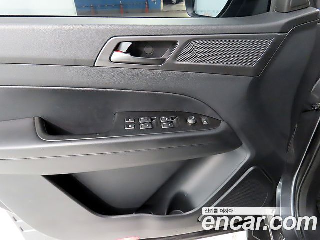 KG Mobility (SsangYong) Rexton Sports Diesel 2.2 4WD Prestige 2023 — фото 16