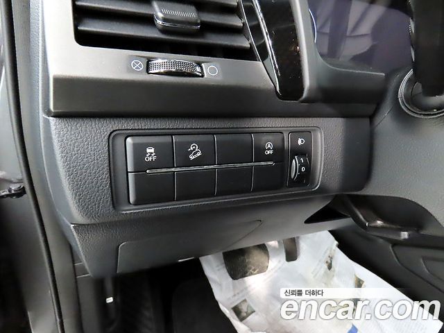 KG Mobility (SsangYong) Rexton Sports Diesel 2.2 4WD Prestige 2023 — фото 17