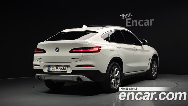 BMW X4 (G02) xDrive20i xLine 2021 — фото 2