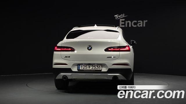 BMW X4 (G02) xDrive20i xLine 2021 — фото 4