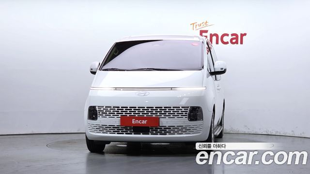Hyundai Staria HEV 1.6 Cargo 5-Seater Modern 2025 — фото 3