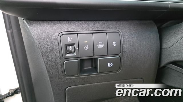Hyundai Staria HEV 1.6 Cargo 5-Seater Modern 2025 — фото 29
