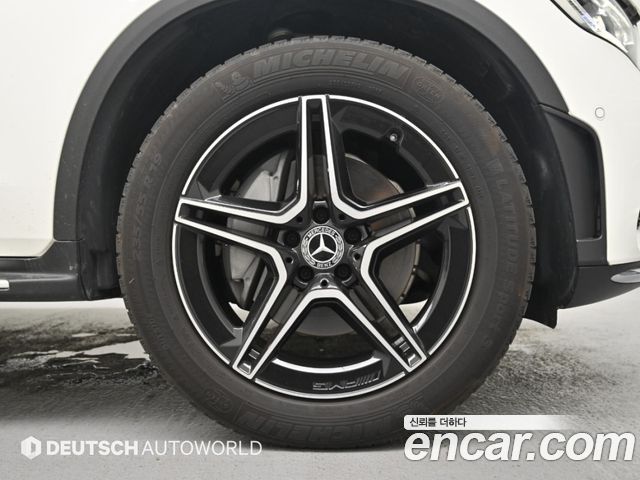 Mercedes-Benz GLC-Class (X253) GLC300 4MATIC Premium Coupe 2021 — фото 6