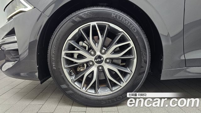 Kia K5 (III) 2.0 Prestige 2022 — фото 5