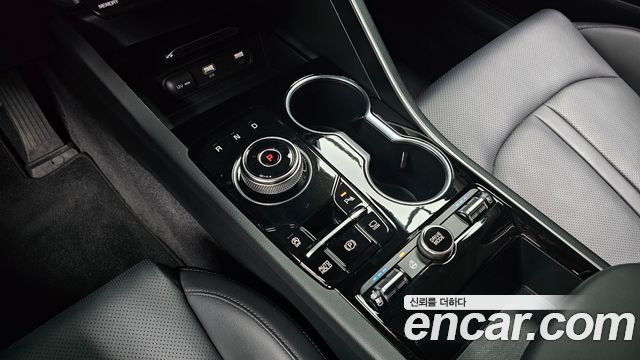 Kia K5 (III) 2.0 Prestige 2022 — фото 9