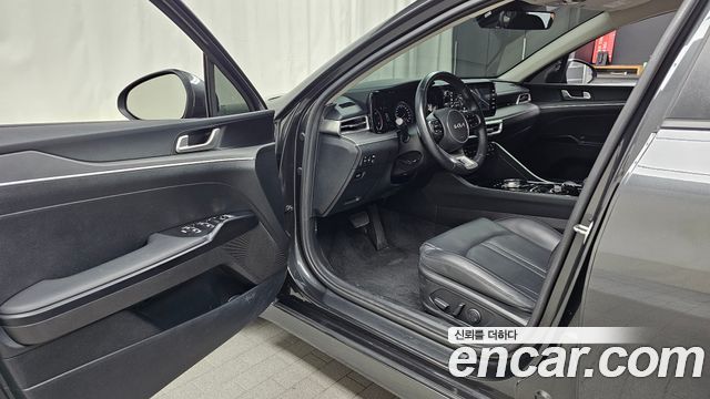 Kia K5 (III) 2.0 Prestige 2022 — фото 10