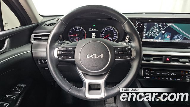 Kia K5 (III) 2.0 Prestige 2022 — фото 13