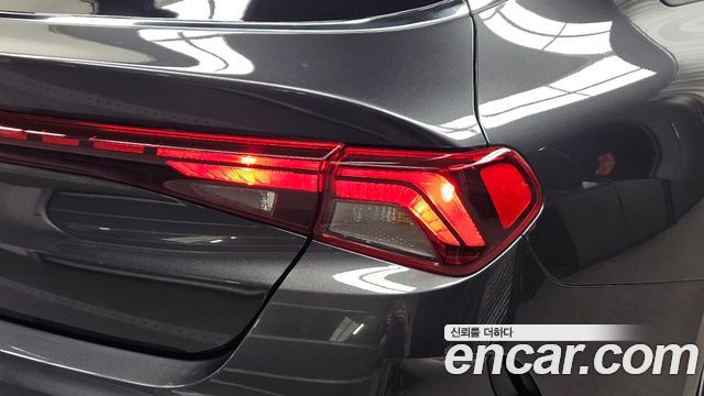Kia K5 (III) 2.0 Prestige 2022 — фото 23