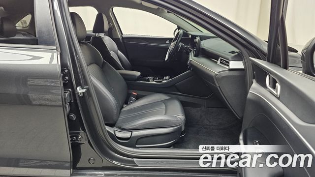 Kia K5 (III) 2.0 Prestige 2022 — фото 26