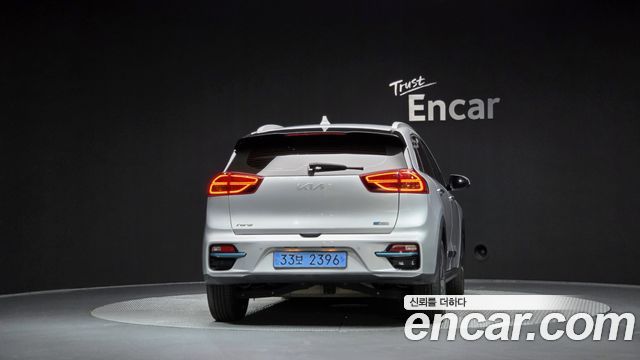 Kia Niro EV Noblesse 2022 — фото 4