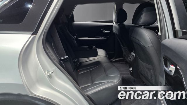 Kia Niro EV Noblesse 2022 — фото 12