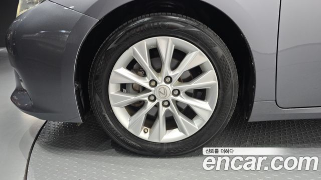Lexus ES300h premium XV60 2015 — фото 5