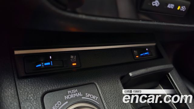 Lexus ES300h premium XV60 2015 — фото 27