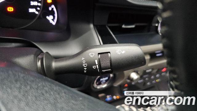 Lexus ES300h premium XV60 2015 — фото 30