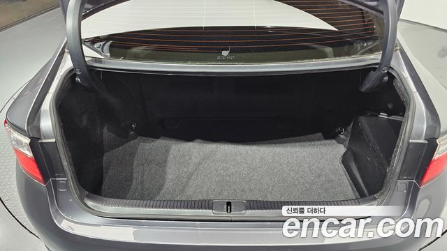 Lexus ES300h premium XV60 2015 — фото 35