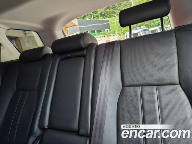 Land Rover Discovery Sport 2.2 SD4 SE 2017 — фото 10