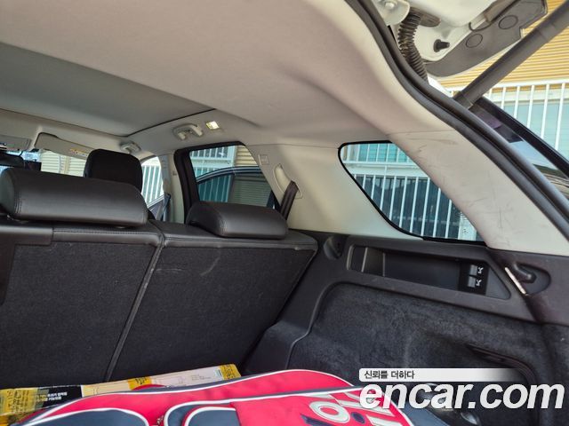 Land Rover Discovery Sport 2.2 SD4 SE 2017 — фото 20
