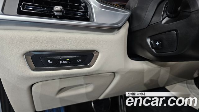 BMW X7 (G07) M60i xDrive M sport 6STR 2025 — фото 14