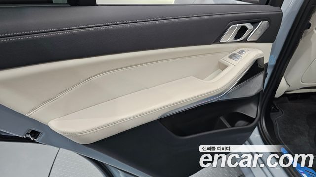 BMW X7 (G07) M60i xDrive M sport 6STR 2025 — фото 25