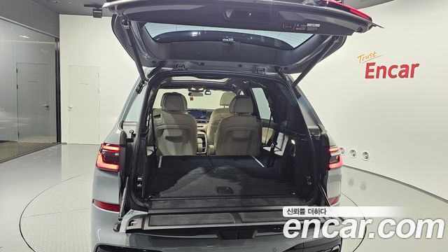 BMW X7 (G07) M60i xDrive M sport 6STR 2025 — фото 36