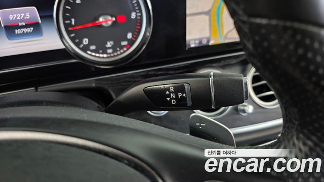 Mercedes-Benz E-Class (W213) E220d 4MATIC Avantgarde 2017 — фото 9