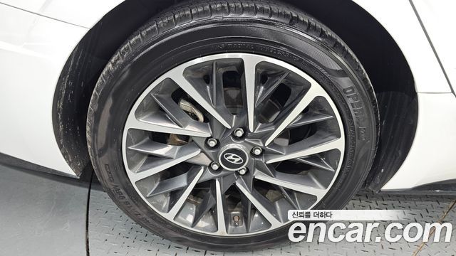 Hyundai Sonata (DN8) 2.0 Inspiration 2020 — фото 21
