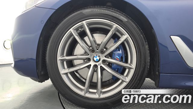 BMW 5 Series (G30) 530i M Sport Package Plus 2018 — фото 5