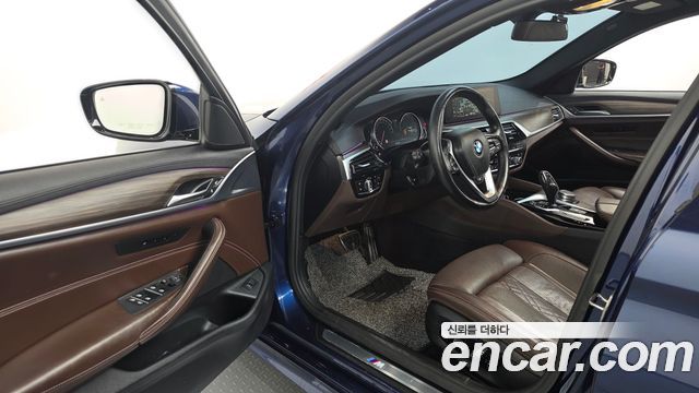 BMW 5 Series (G30) 530i M Sport Package Plus 2018 — фото 10