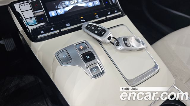 Hyundai Grandeur (IG) 2.5 Le Blanc 2023 — фото 9