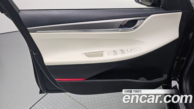 Hyundai Grandeur (IG) 2.5 Le Blanc 2023 — фото 24