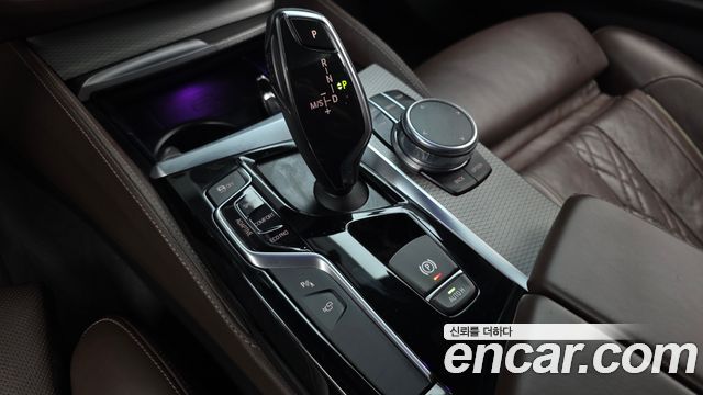 BMW 5 Series (G30) M550d xDrive 2018 — фото 9