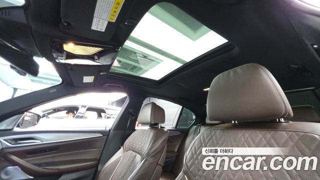 BMW 5 Series (G30) M550d xDrive 2018 — фото 22