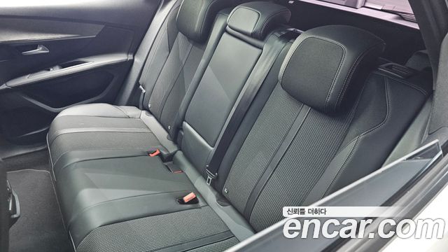 Peugeot 3008 (II) 1.2 Pure Tech GT 2022 — фото 28
