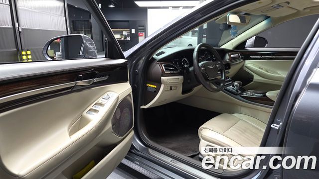 Genesis EQ900 5.0 GDI AWD Prestige 2017 — фото 10