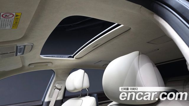 Genesis EQ900 5.0 GDI AWD Prestige 2017 — фото 17