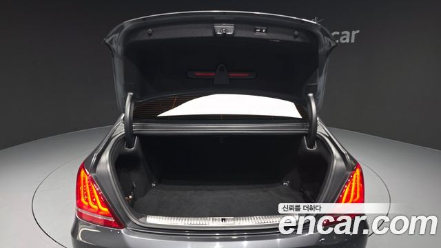 Genesis EQ900 5.0 GDI AWD Prestige 2017 — фото 20