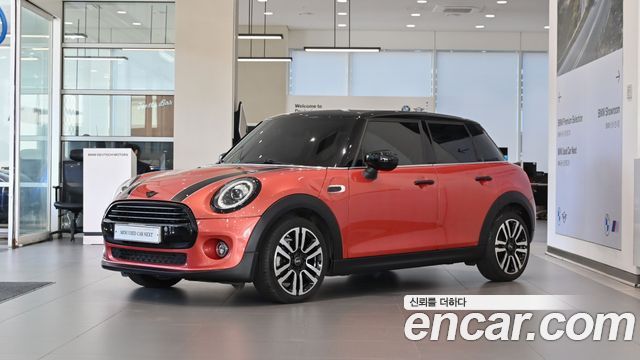 MINI Cooper 5Door Rosewood Edition 3rd 2020 — фото 1
