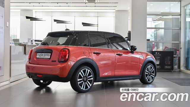 MINI Cooper 5Door Rosewood Edition 3rd 2020 — фото 4