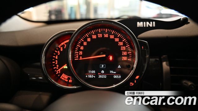 MINI Cooper 5Door Rosewood Edition 3rd 2020 — фото 9