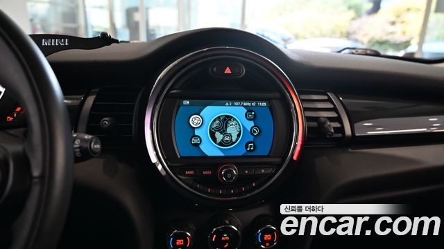 MINI Cooper 5Door Rosewood Edition 3rd 2020 — фото 18